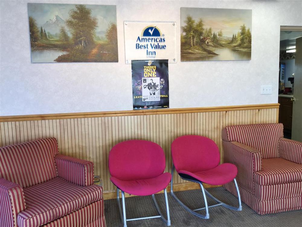 Americas Best Value Inn Macomb Інтер'єр фото